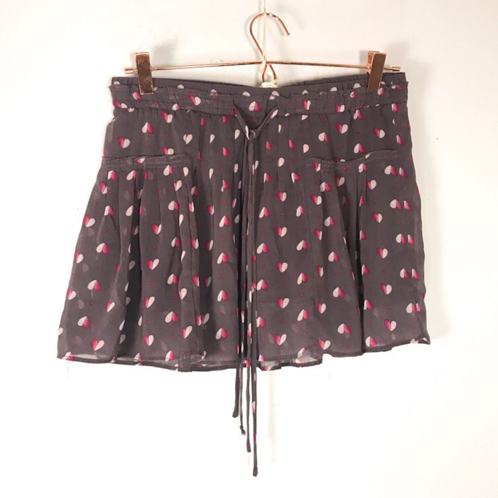 AEO • Heart Printed Skirt | M